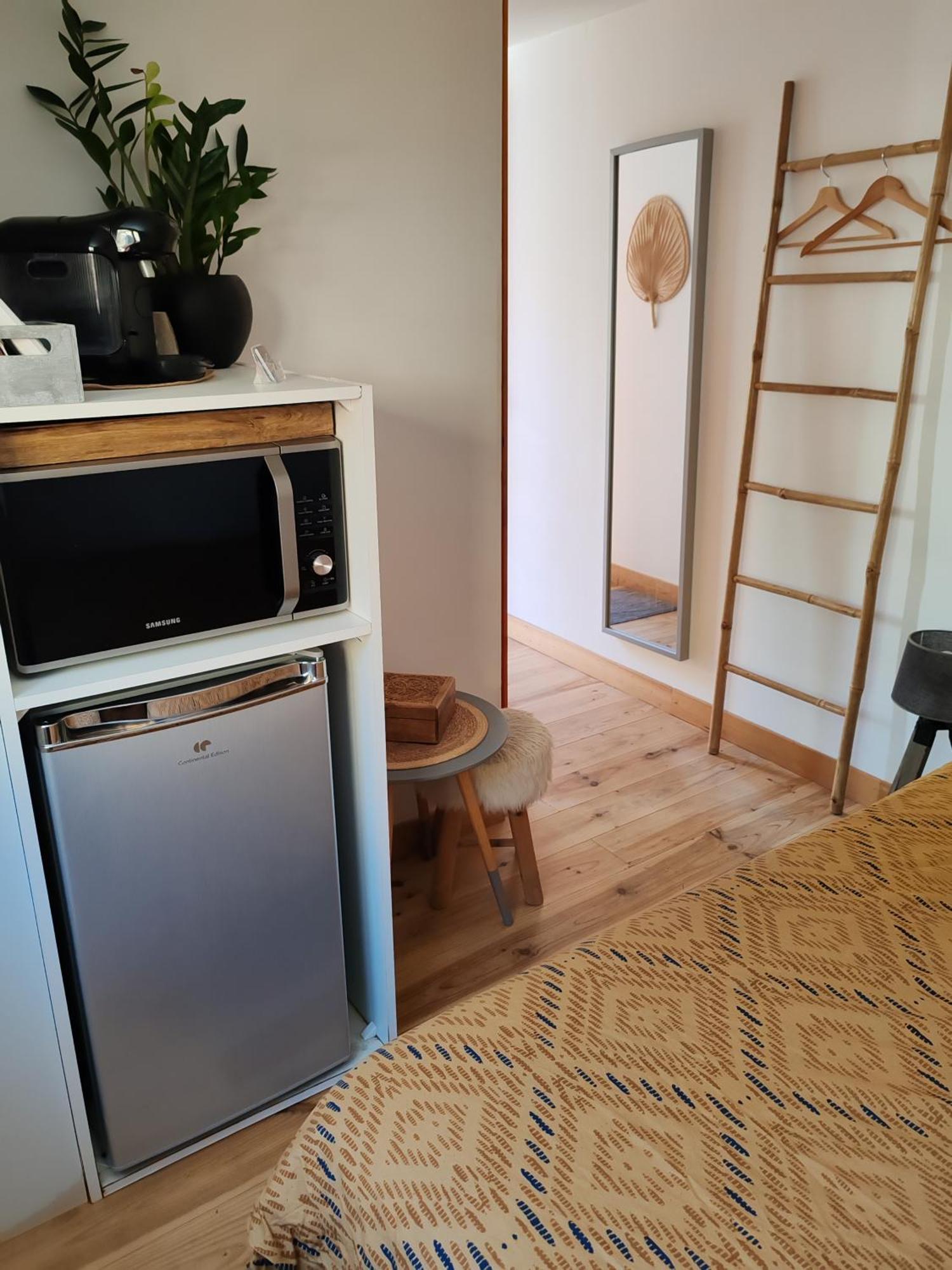 _Linstant_Zen_ Apartment Saint-Just  Екстериор снимка